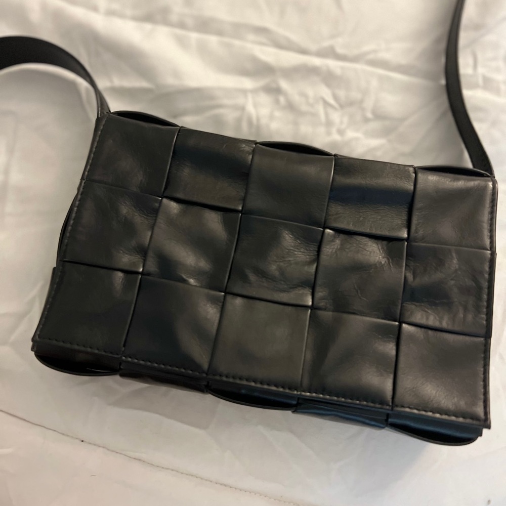 Bottega Veneta Cassette intreccio leather bag - Picture 4 of 8